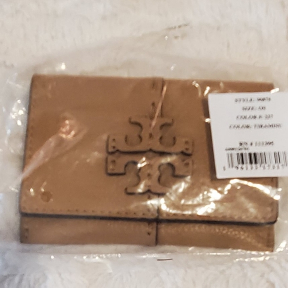 Tory Burch McGraw Flap Card Case *NWT*